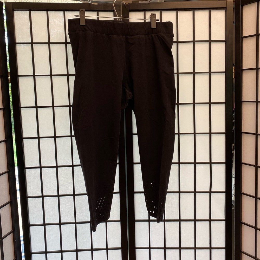 Torrid crop leggings, black, size 2